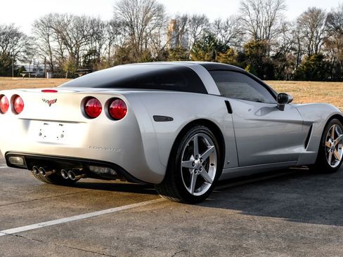 Used 2006 Chevrolet Corvette Coupe w/ Preferred Equipment Group image 13