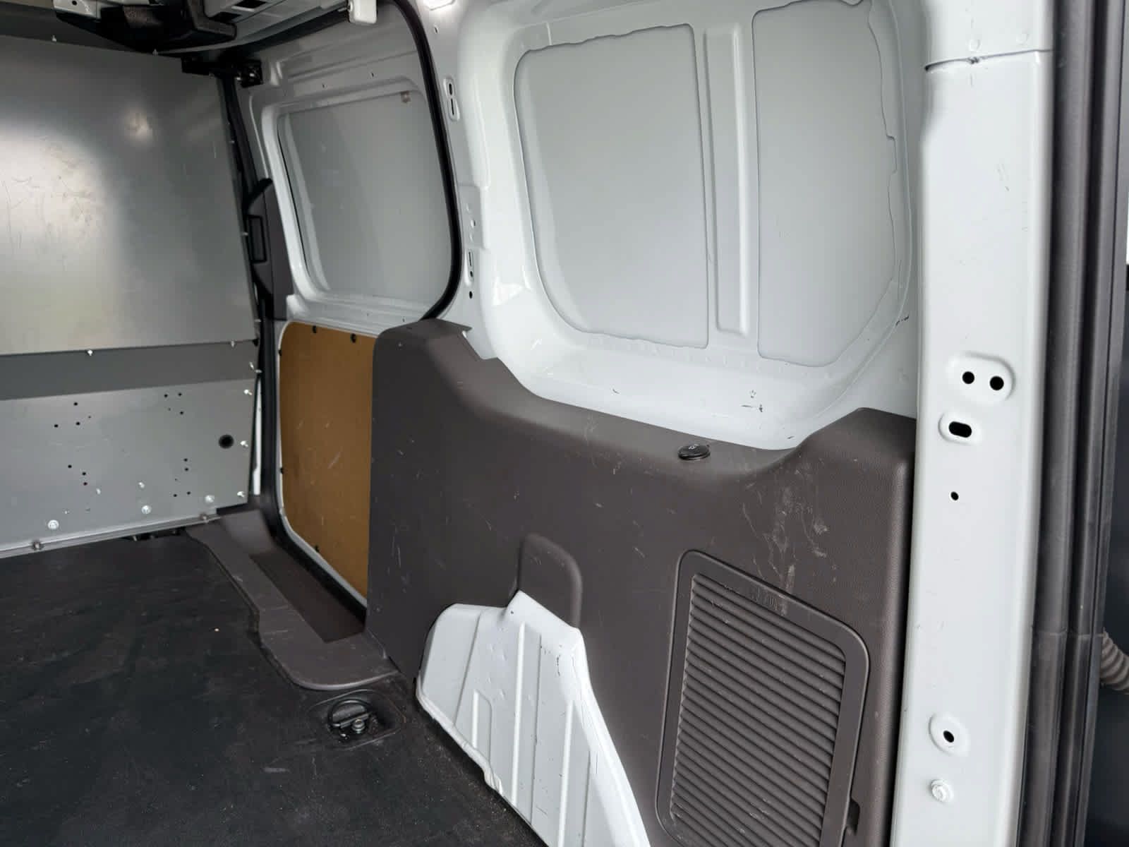 Used 2020 Ford Transit Connect XL FWD image 9