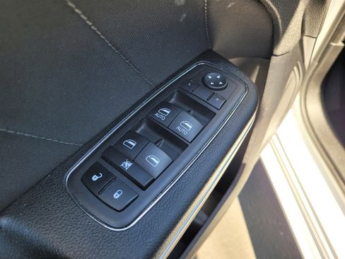 Used 2023 Dodge Charger SXT RWD image 26