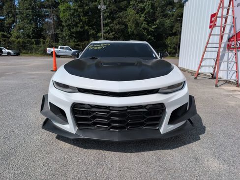 Used 2023 Chevrolet Camaro LT w/ Technology Package RWD image 3