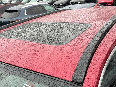 Used 2024 Toyota RAV4 XLE Premium image 7