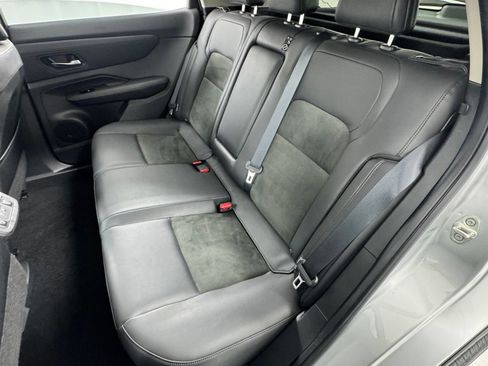 Certified 2024 Nissan Ariya AWD image 12
