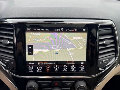 Used 2020 Jeep Grand Cherokee Limited w/ Luxury Group II image 19