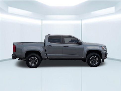 Used 2021 Chevrolet Colorado Z71 w/ Safety Package AWD/4WD image 7