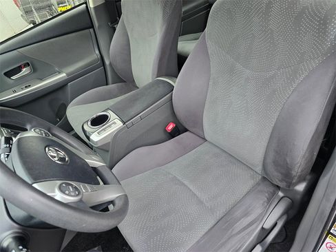 Used 2012 Toyota Prius V Three image 23
