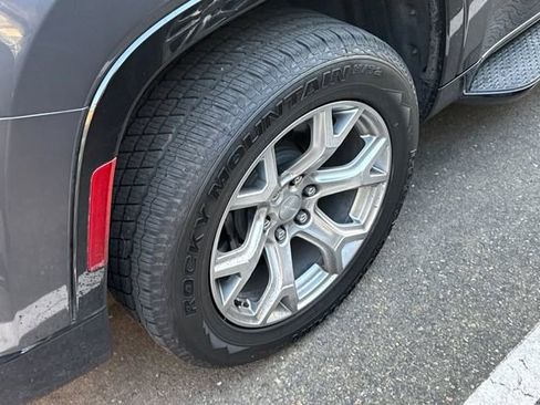 Used 2022 Jeep Wagoneer Series II image 7