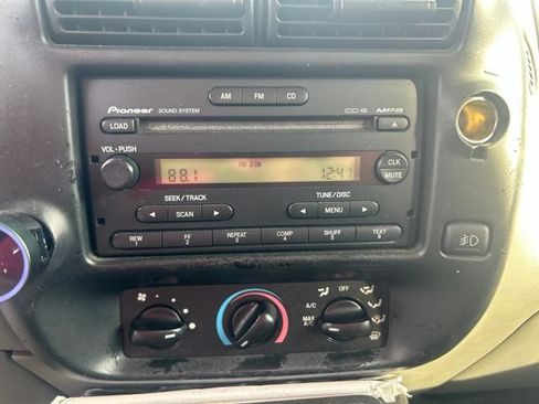 Used 2004 Ford Ranger 2WD SuperCab image 10