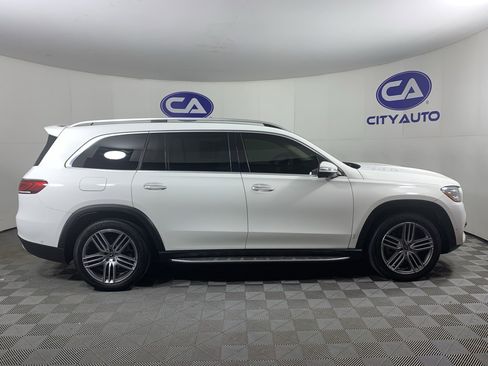 Used 2021 Mercedes-Benz GLS 450 4MATIC image 2