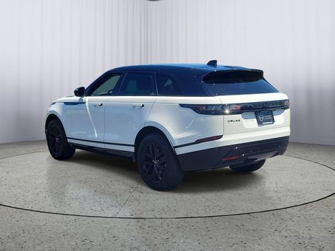 Used 2024 Land Rover Range Rover Velar Dynamic SE AWD/4WD image 3