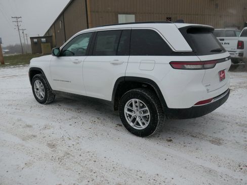 New 2025 Jeep Grand Cherokee Laredo X image 6