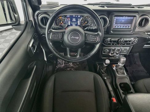 Used 2021 Jeep Wrangler Unlimited Sport AWD/4WD image 19