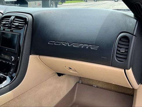 Used 2013 Chevrolet Corvette Convertible w/ 3LT Preferred Equipment Group RWD image 12