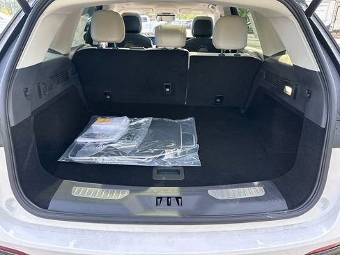 New 2026 Lincoln Nautilus Premier w/ Equipment Group 102A image 26