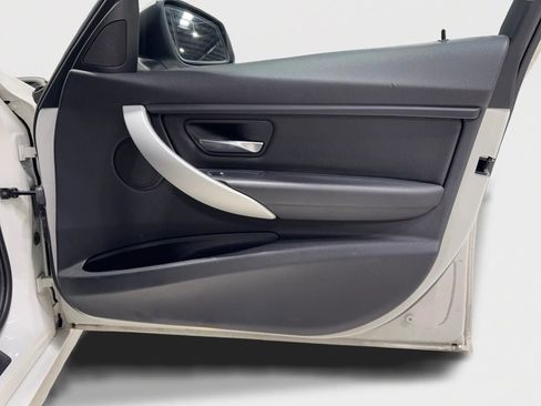 Used 2013 BMW 328i Sedan image 21