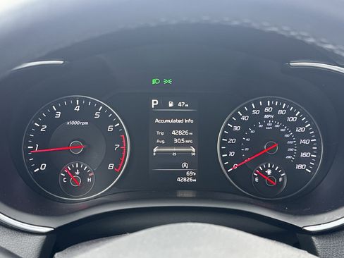 Used 2023 Kia Stinger GT-Line w/ Sun & Sound Package RWD image 11