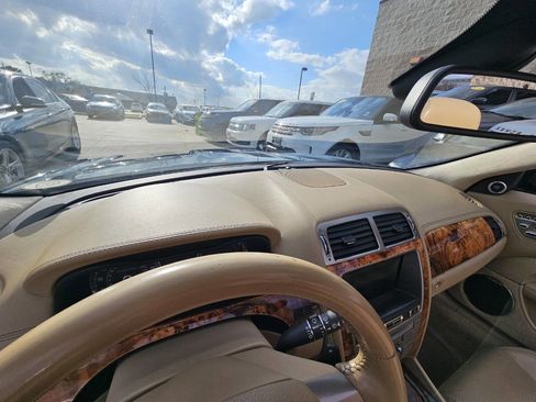 Used 2010 Jaguar XKR R image 12