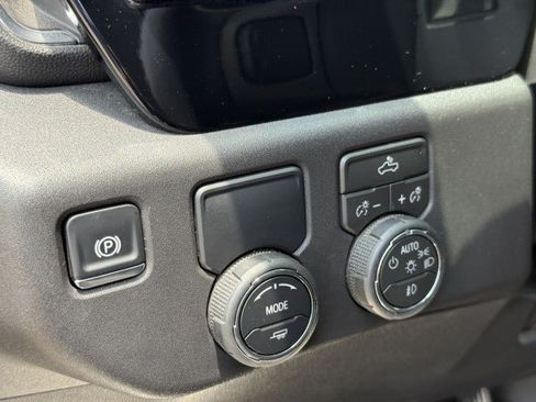 Used 2026 Chevrolet Silverado 1500 RST RWD image 22