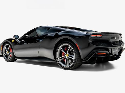 Used 2024 Ferrari 296 GTS RWD image 8