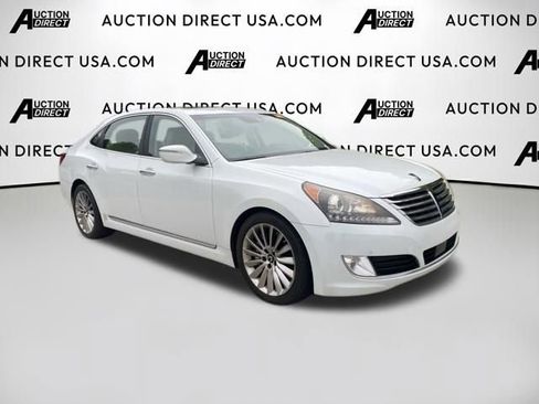 Used 2014 Hyundai Equus Signature RWD image 9