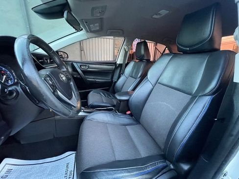 Used 2017 Toyota Corolla SE w/ Carpet Mat Package (TMS) image 9