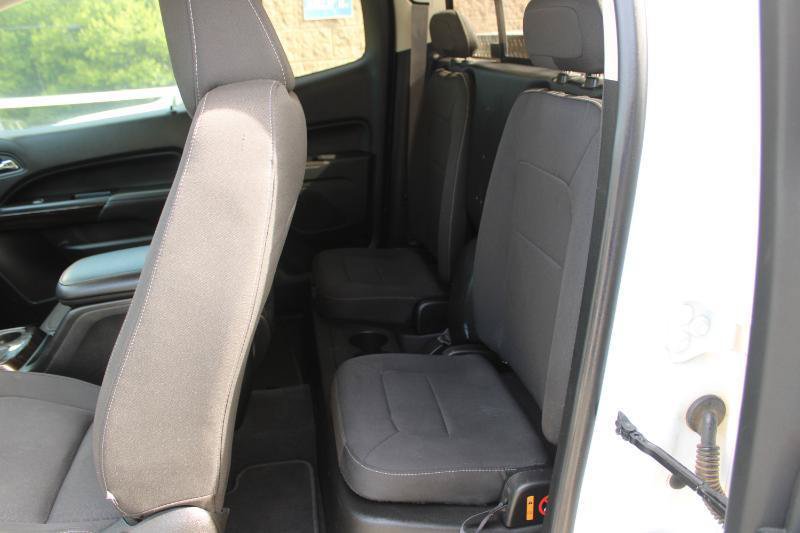 Used 2020 GMC Canyon SLE w/ Driver Alert Package RWD image 12