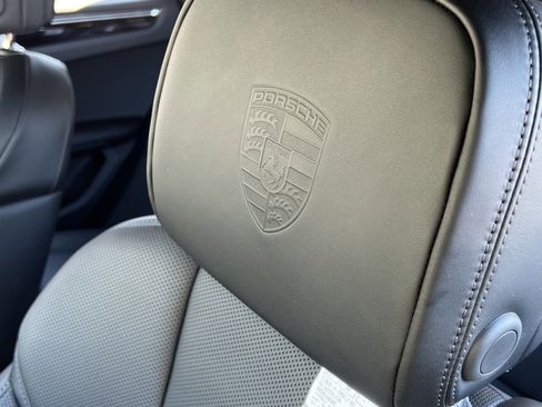 New 2026 Porsche Macan image 30