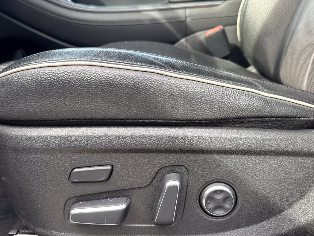 Used 2024 Hyundai Palisade Limited AWD/4WD image 15