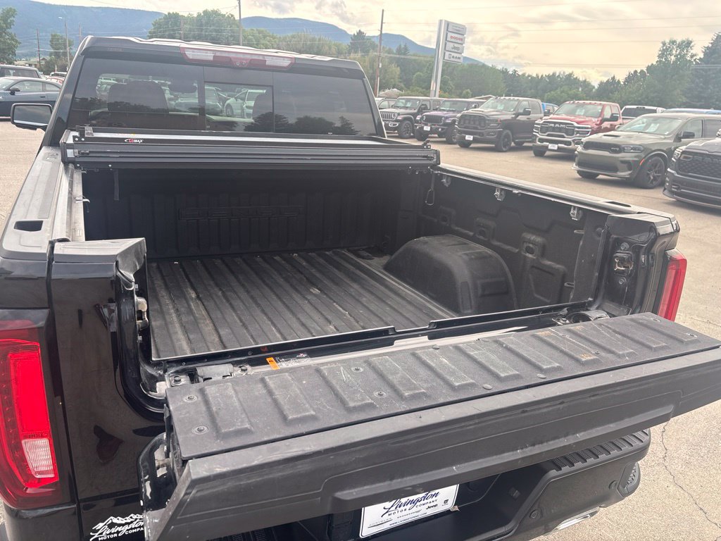Used 2023 GMC Sierra 1500 Denali w/ Denali Reserve Package AWD/4WD image 9