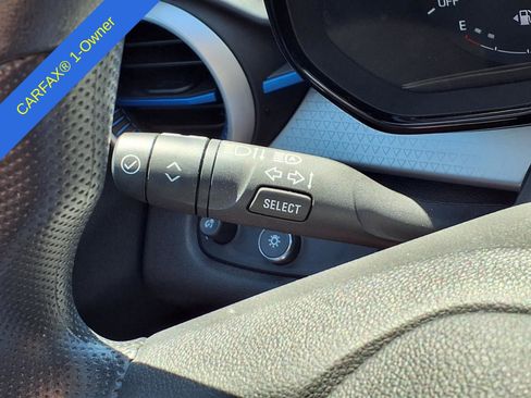 Used 2024 Chevrolet Trax LS w/ LS Convenience Package FWD image 21