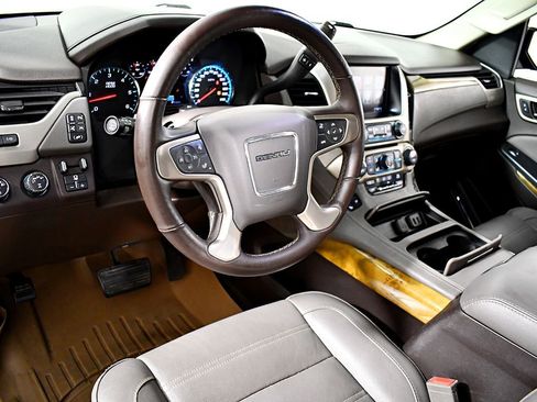 Used 2017 GMC Yukon XL Denali w/ Open Road Package image 24