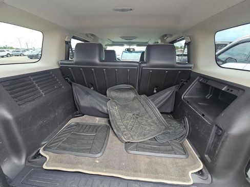 Used 2010 HUMMER H3 Luxury AWD/4WD image 17