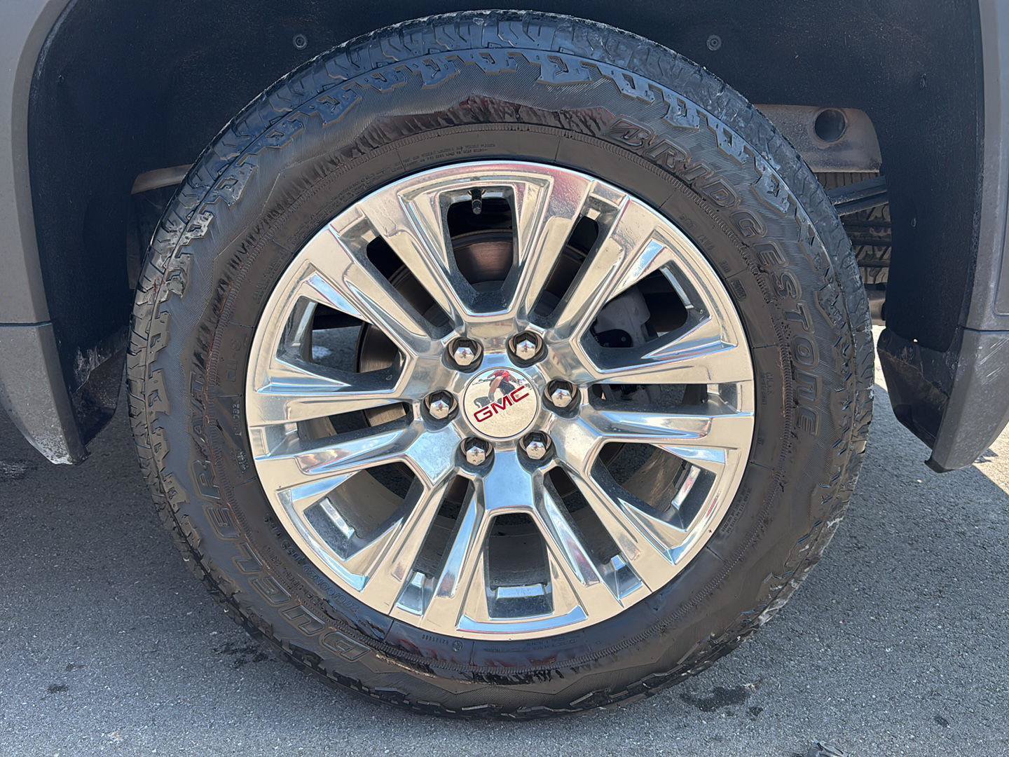Used 2022 GMC Sierra 1500 Denali w/ Technology Package AWD/4WD image 11