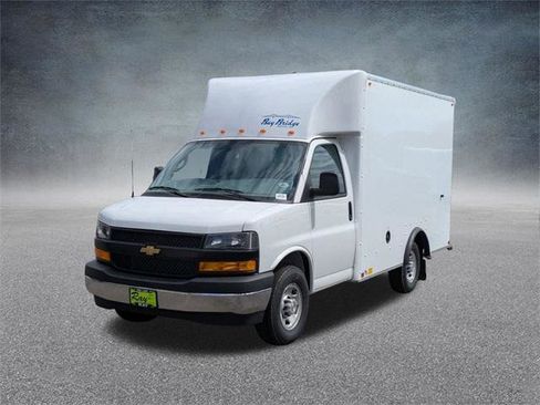 New 2025 Chevrolet Express 3500 w/ Power Convenience Package image 8
