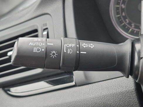 Used 2017 Honda Pilot Touring image 29