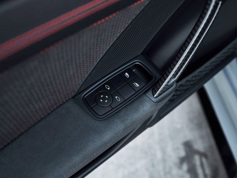 Used 2024 Porsche 911 GT3 RS w/ Weissach Package image 34