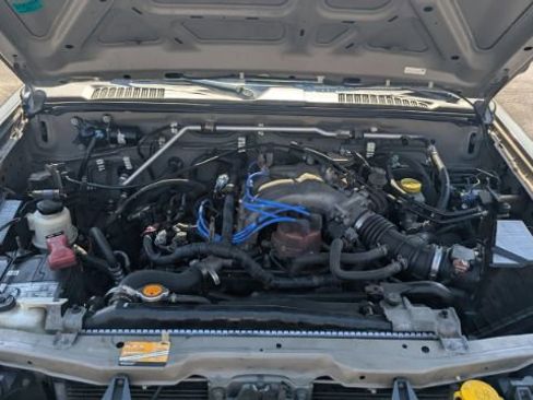 Used 2004 Nissan Xterra SE w/ (Pro) Protection Pkg image 40