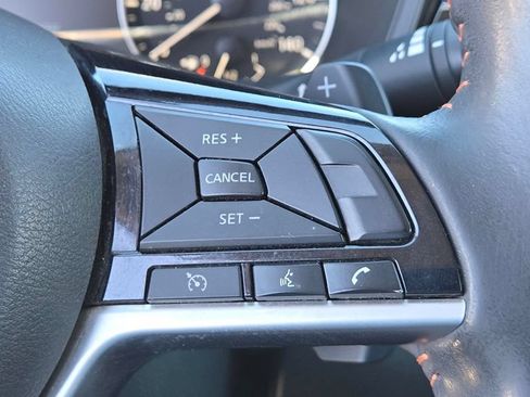 Used 2023 Nissan Altima 2.5 SR w/ SR Premium Package FWD image 19