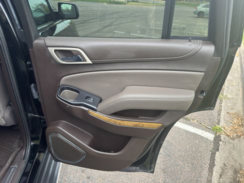 Used 2017 GMC Yukon Denali w/ Open Road Package image 11