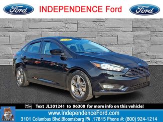 Certified 2018 Ford Focus SE w/ SE Appearance Package image 1