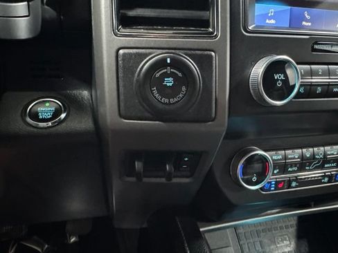 Used 2021 Ford Expedition XLT AWD/4WD image 18