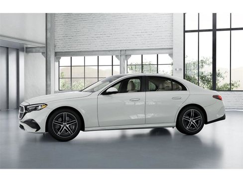 New 2026 Mercedes-Benz E 450 4MATIC Sedan image 36