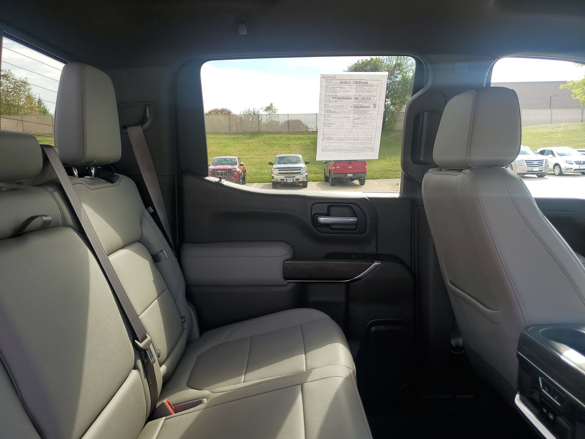 Used 2021 GMC Sierra 1500 SLT w/ SLT Premium Package AWD/4WD image 33