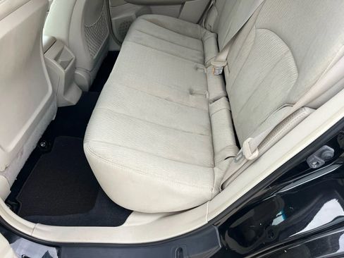 Used 2010 Subaru Outback 2.5i Premium image 13