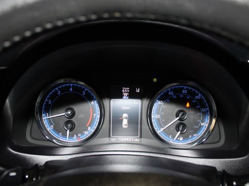 Used 2018 Toyota Corolla SE FWD image 11