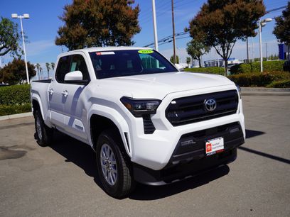 Used 2025 Toyota Tacoma SR5