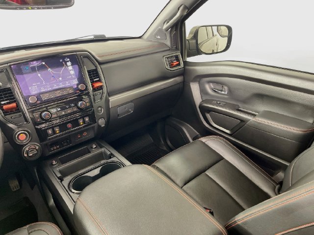 Used 2022 Nissan Titan PRO-4X w/ Pro-4x Convenience Package AWD/4WD image 26