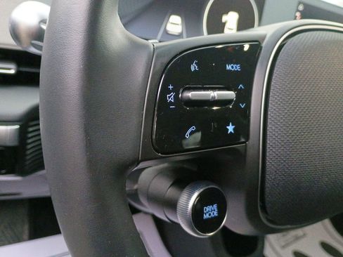 Used 2023 Hyundai Ioniq 5 SE image 12