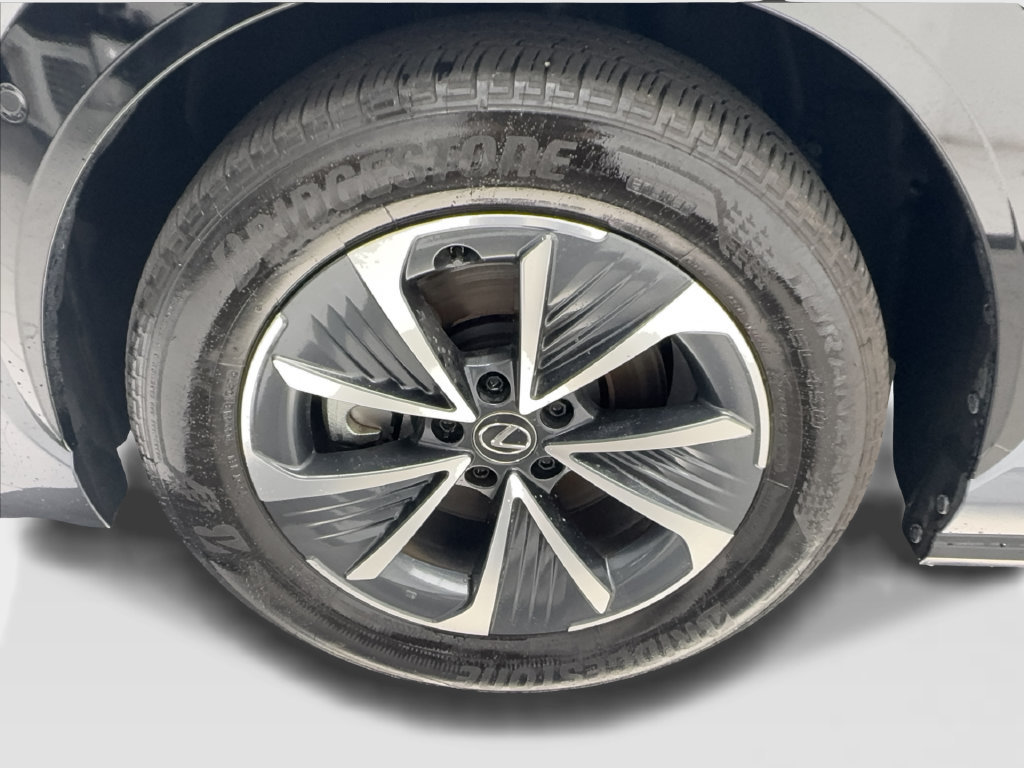 Used 2023 Lexus RZ 450e Premium w/ Technology Package AWD/4WD image 15