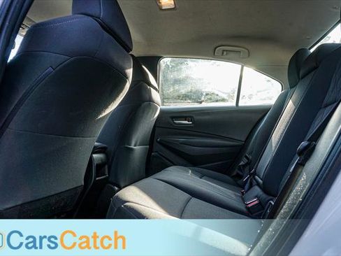 Used 2020 Toyota Corolla LE image 18