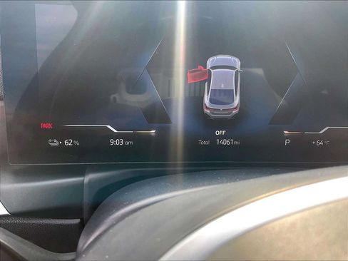 Used 2023 BMW i4 eDrive40 w/ M Sport Package RWD image 21